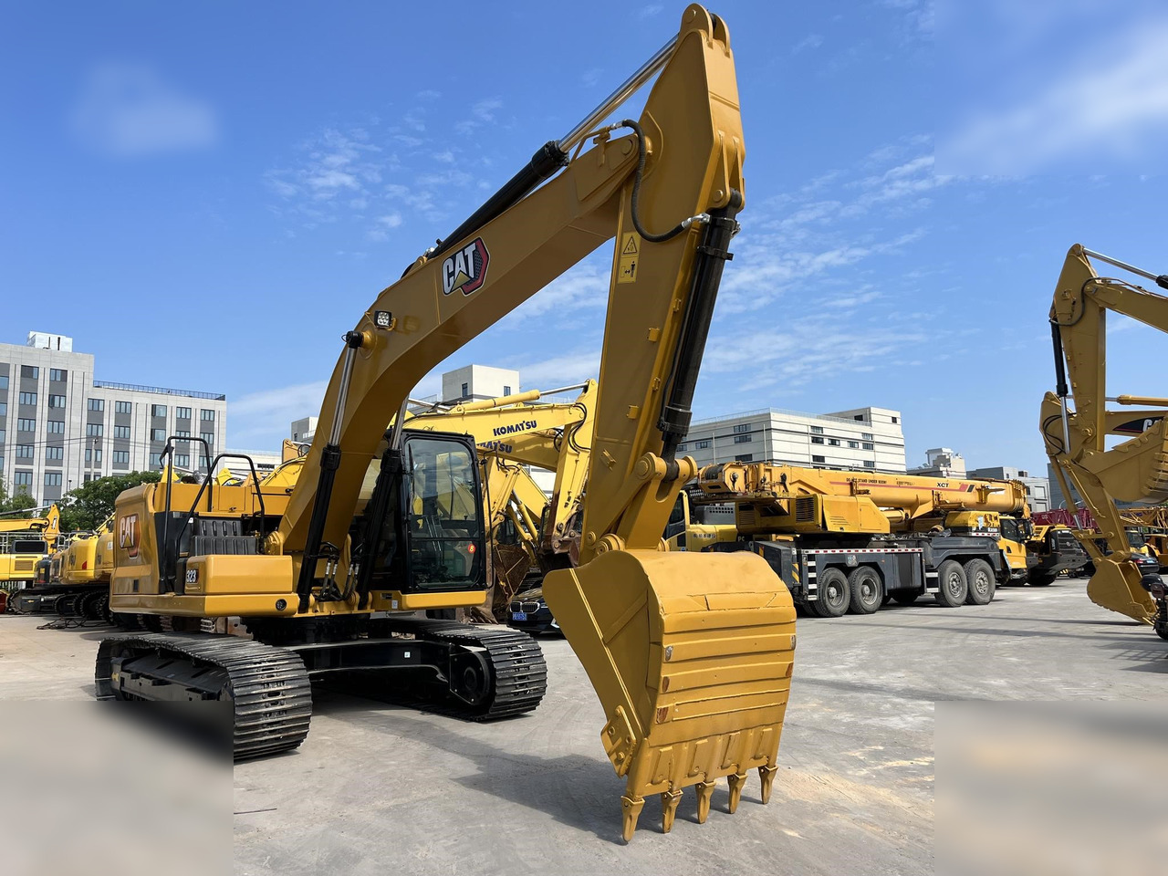 CATERPILLAR 323 - 크롤러 굴삭기 : 사진 4 CATERPILLAR 323 - 크롤러 굴삭기 : 사진 4