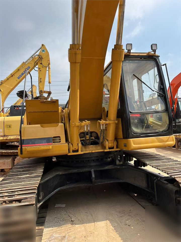 CATERPILLAR 325BL - 크롤러 굴삭기 : 사진 2 CATERPILLAR 325BL - 크롤러 굴삭기 : 사진 2