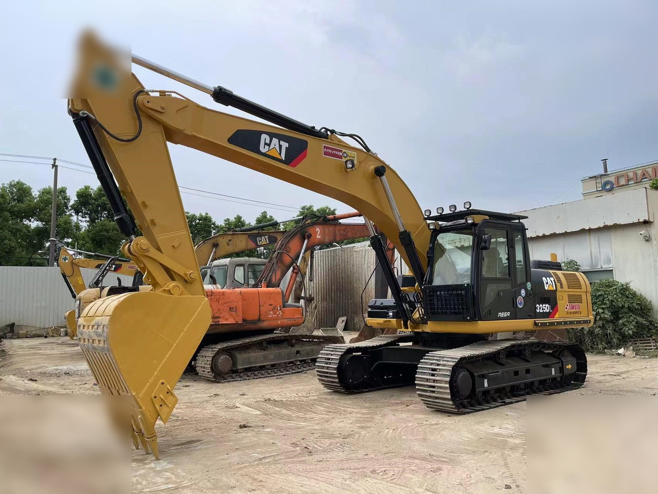 CATERPILLAR 325DL - 크롤러 굴삭기 : 사진 2 CATERPILLAR 325DL - 크롤러 굴삭기 : 사진 2