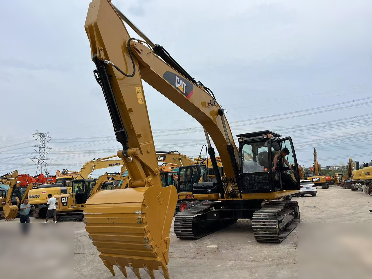 CATERPILLAR 325D - 크롤러 굴삭기 : 사진 3 CATERPILLAR 325D - 크롤러 굴삭기 : 사진 3