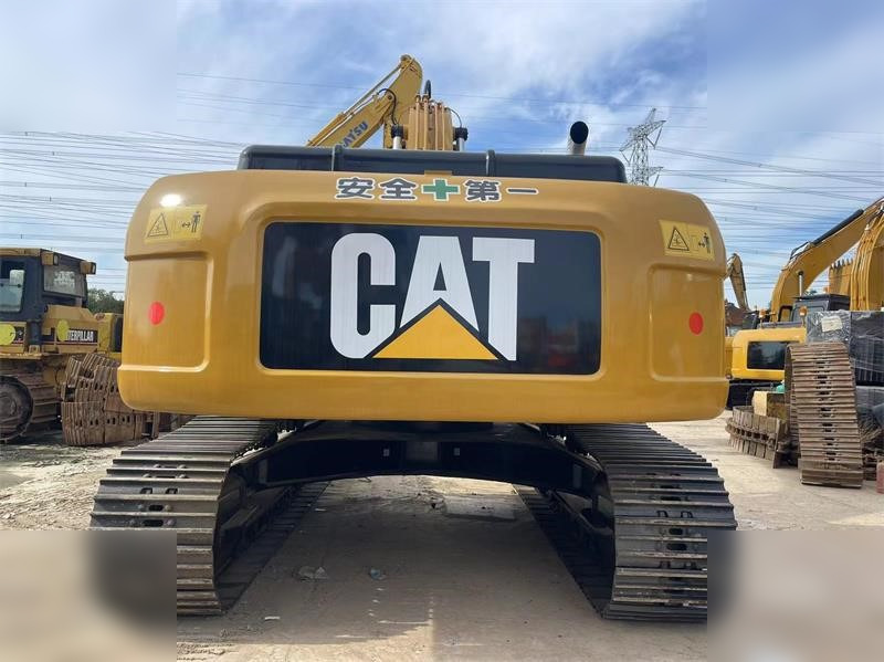 CATERPILLAR 330D2 - 크롤러 굴삭기 : 사진 5 CATERPILLAR 330D2 - 크롤러 굴삭기 : 사진 5