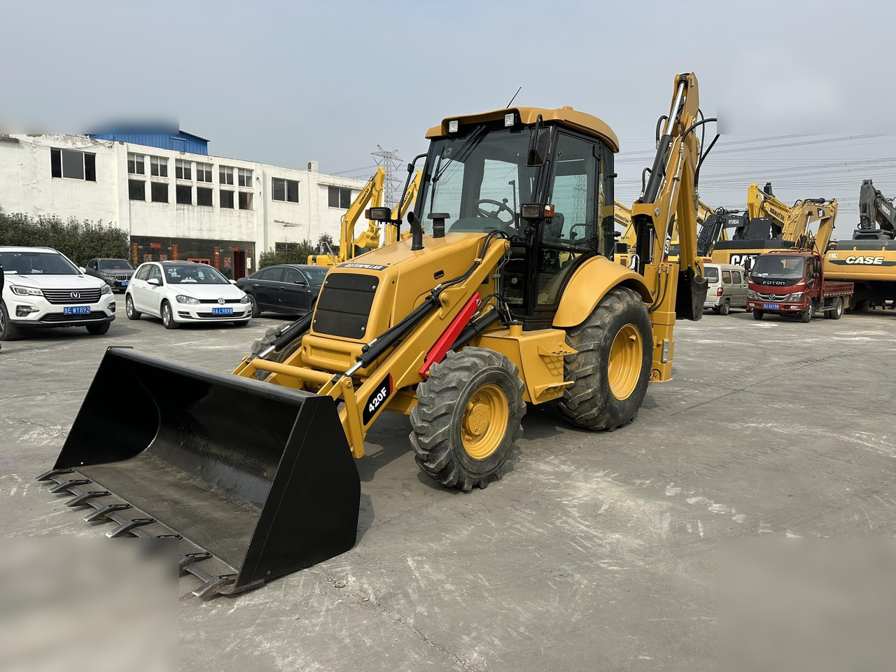 CATERPILLAR 420F - 백호 로더 : 사진 2 CATERPILLAR 420F - 백호 로더 : 사진 2