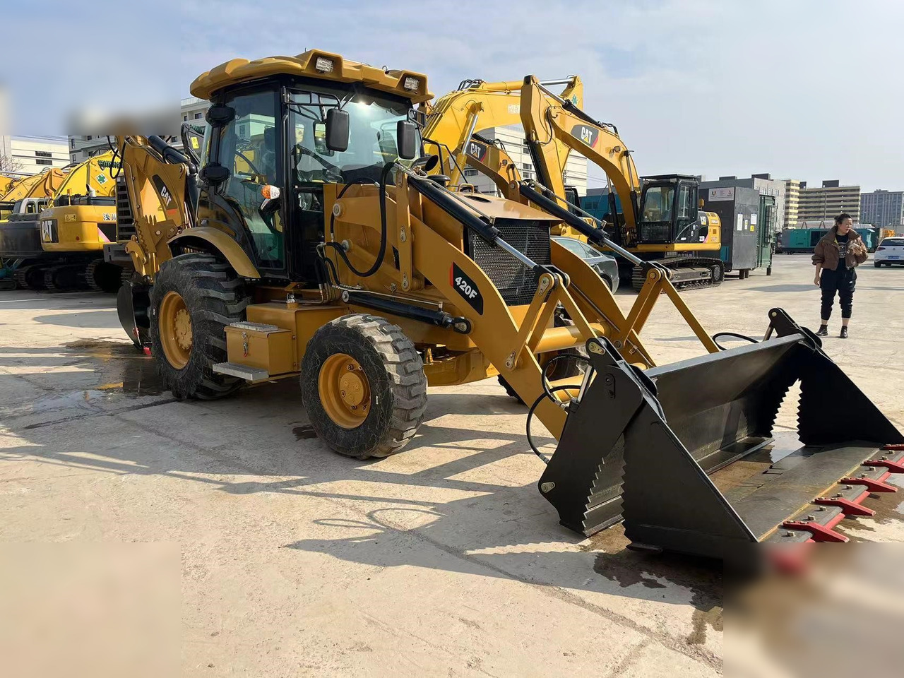 CATERPILLAR 420F - 백호 로더 : 사진 4 CATERPILLAR 420F - 백호 로더 : 사진 4