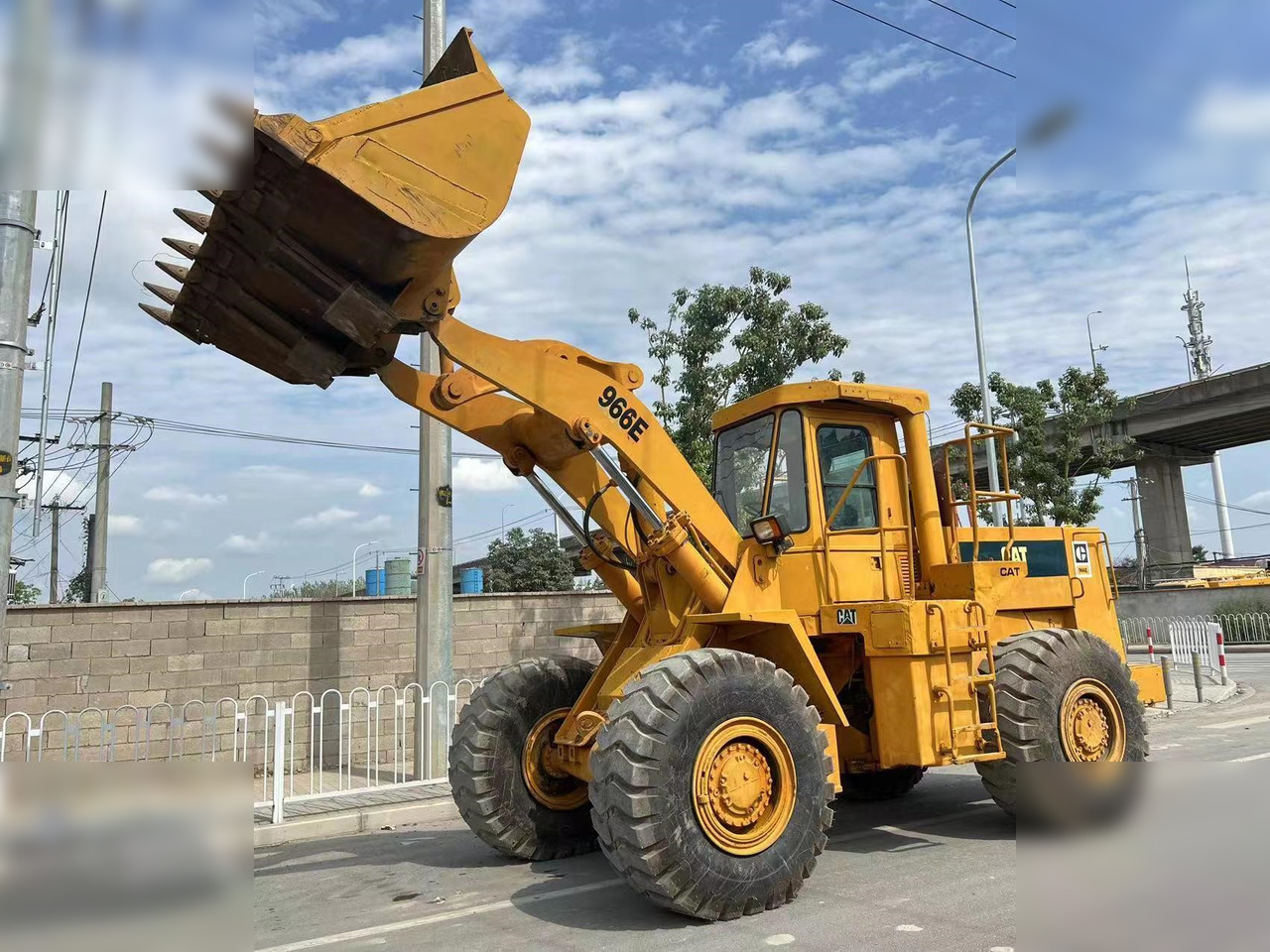 CATERPILLAR 966E - 휠 로더 : 사진 3 CATERPILLAR 966E - 휠 로더 : 사진 3