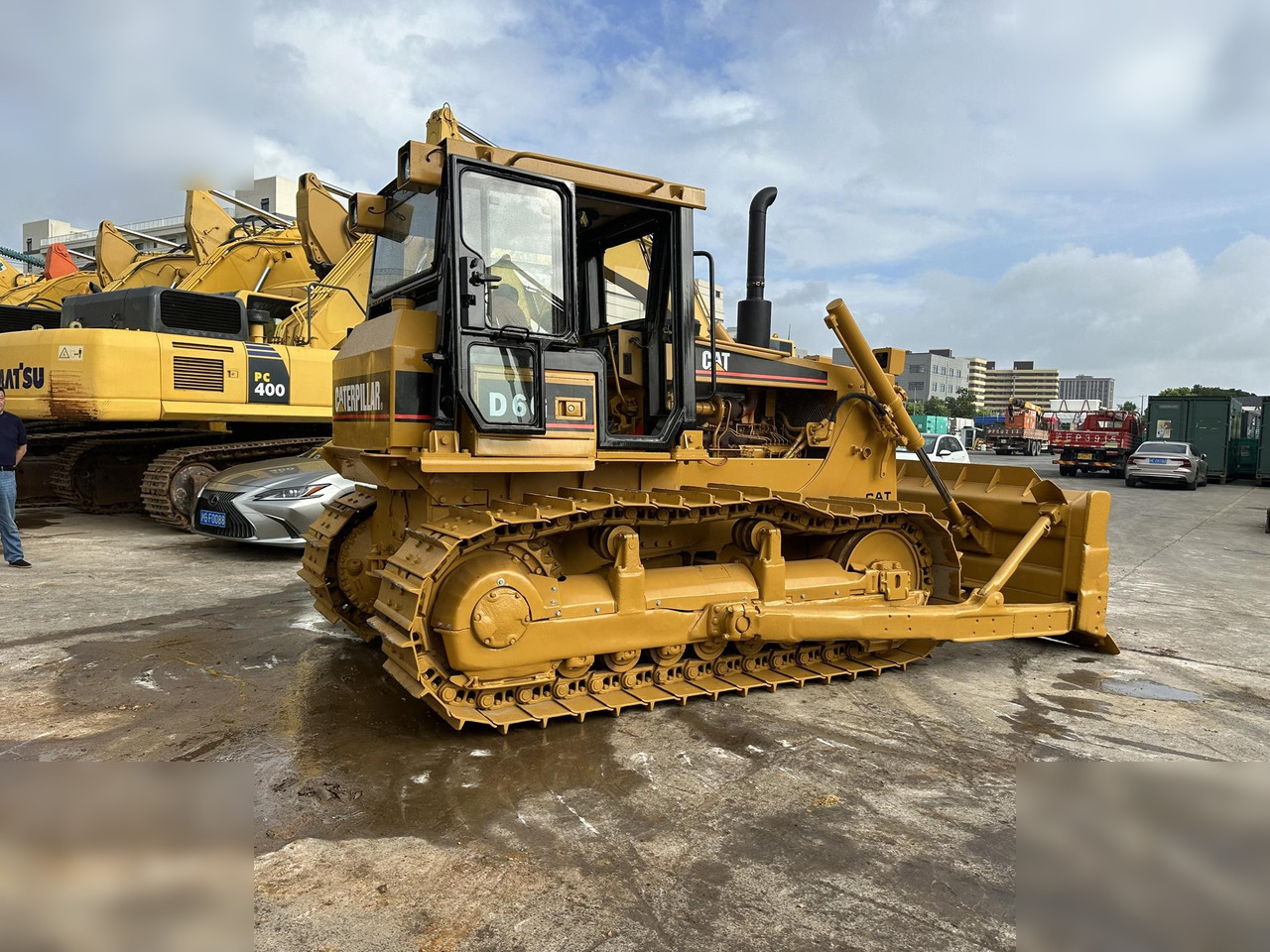 CATERPILLAR D6G - 불도저 : 사진 2 CATERPILLAR D6G - 불도저 : 사진 2
