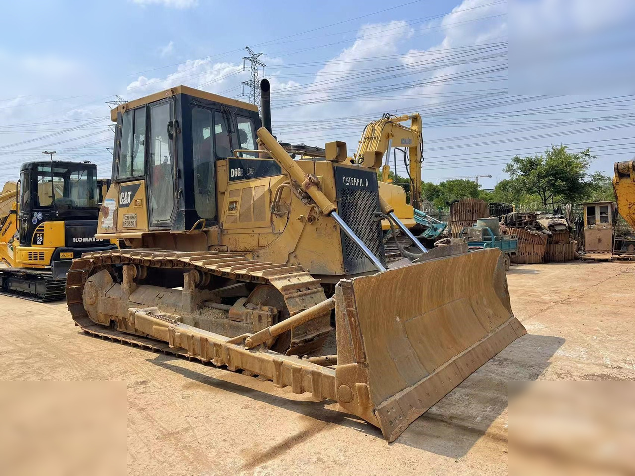 CATERPILLAR D6G - 불도저 : 사진 1 CATERPILLAR D6G - 불도저 : 사진 1