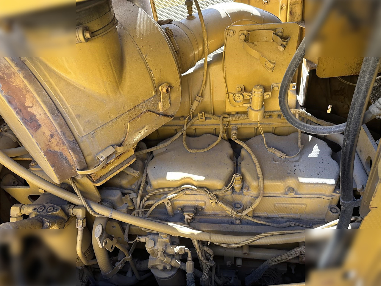 CATERPILLAR D7R II - 불도저 : 사진 3 CATERPILLAR D7R II - 불도저 : 사진 3