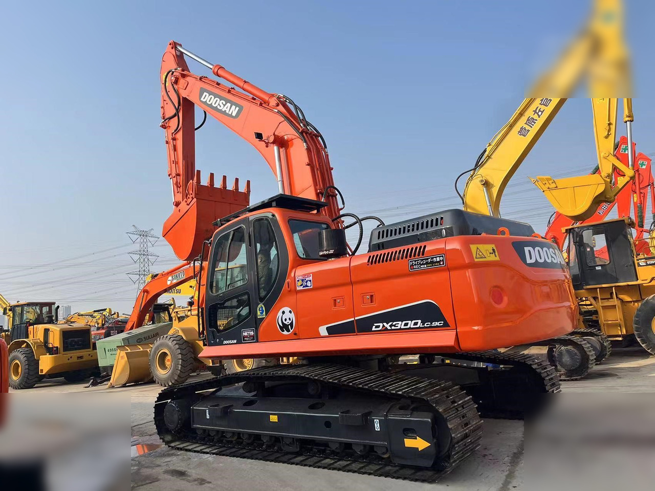 DOOSAN DX300 LC-9C - 크롤러 굴삭기 : 사진 3 DOOSAN DX300 LC-9C - 크롤러 굴삭기 : 사진 3