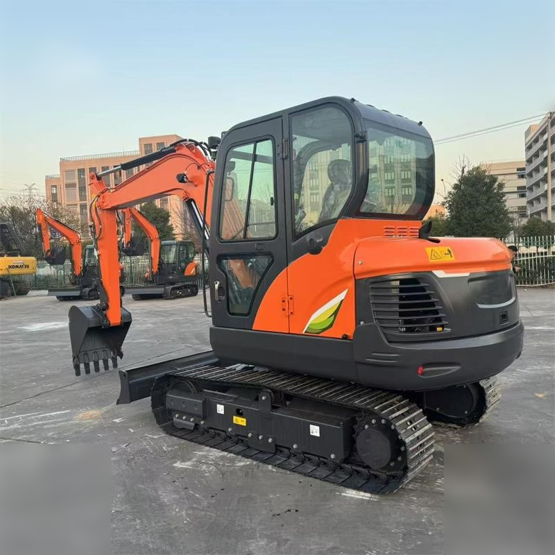 DOOSAN DX60E-10N - 크롤러 굴삭기 : 사진 1 DOOSAN DX60E-10N - 크롤러 굴삭기 : 사진 1