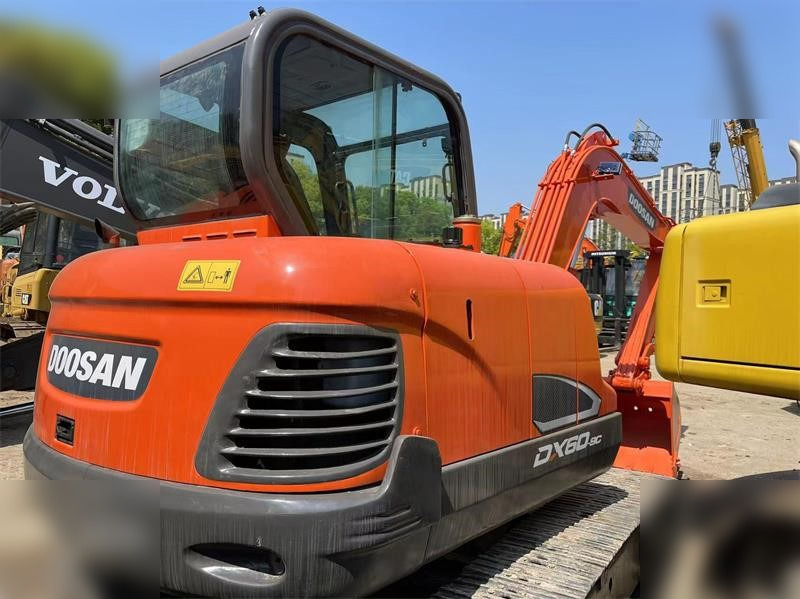DOOSAN DX60E-9C - 미니 굴삭기 : 사진 3 DOOSAN DX60E-9C - 미니 굴삭기 : 사진 3