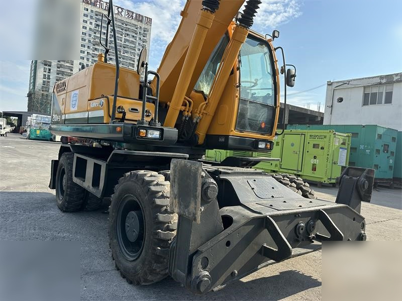 HYUNDAI ROBEX 210W-9 - 휠 굴삭기 : 사진 5 HYUNDAI ROBEX 210W-9 - 휠 굴삭기 : 사진 5