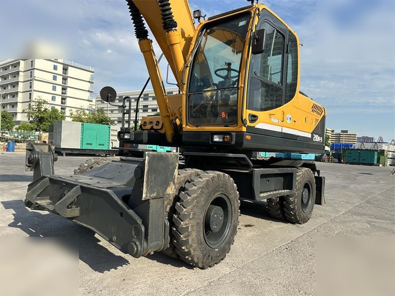 HYUNDAI ROBEX 210W-9 - 휠 굴삭기 : 사진 4 HYUNDAI ROBEX 210W-9 - 휠 굴삭기 : 사진 4