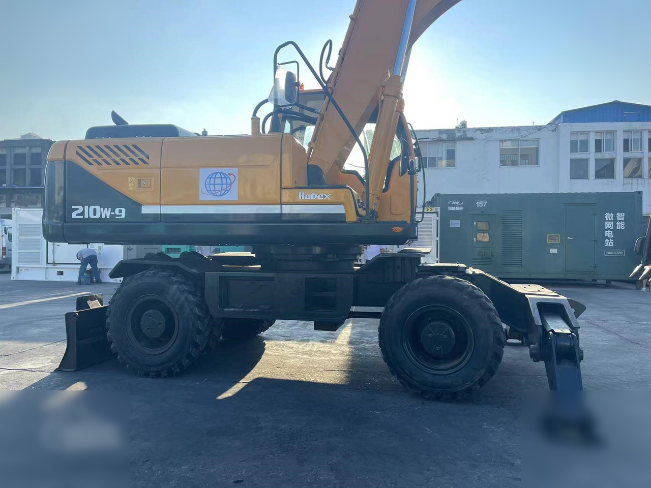 HYUNDAI ROBEX 210W-9 - 휠 굴삭기 : 사진 5 HYUNDAI ROBEX 210W-9 - 휠 굴삭기 : 사진 5