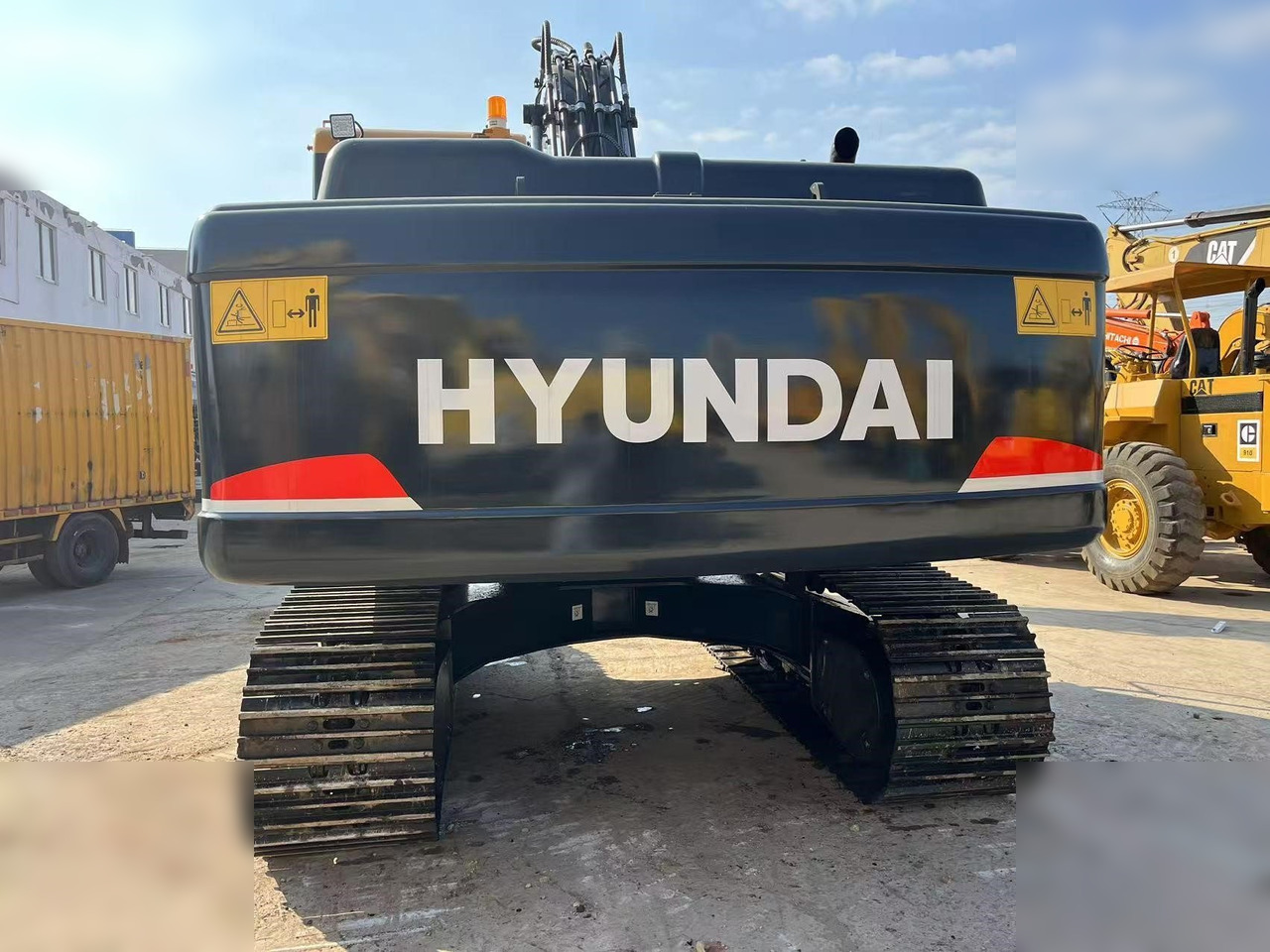 HYUNDAI ROBEX 220 LC-9S - 크롤러 굴삭기 : 사진 3 HYUNDAI ROBEX 220 LC-9S - 크롤러 굴삭기 : 사진 3