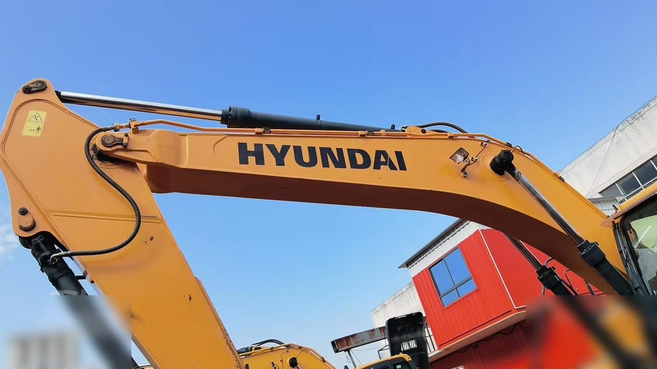 HYUNDAI ROBEX 225 LC-9T - 크롤러 굴삭기 : 사진 4 HYUNDAI ROBEX 225 LC-9T - 크롤러 굴삭기 : 사진 4