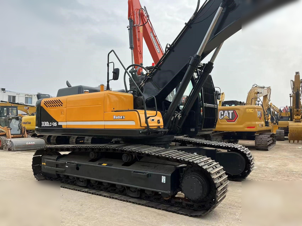 HYUNDAI ROBEX 330 LC-9S - 크롤러 굴삭기 : 사진 5 HYUNDAI ROBEX 330 LC-9S - 크롤러 굴삭기 : 사진 5