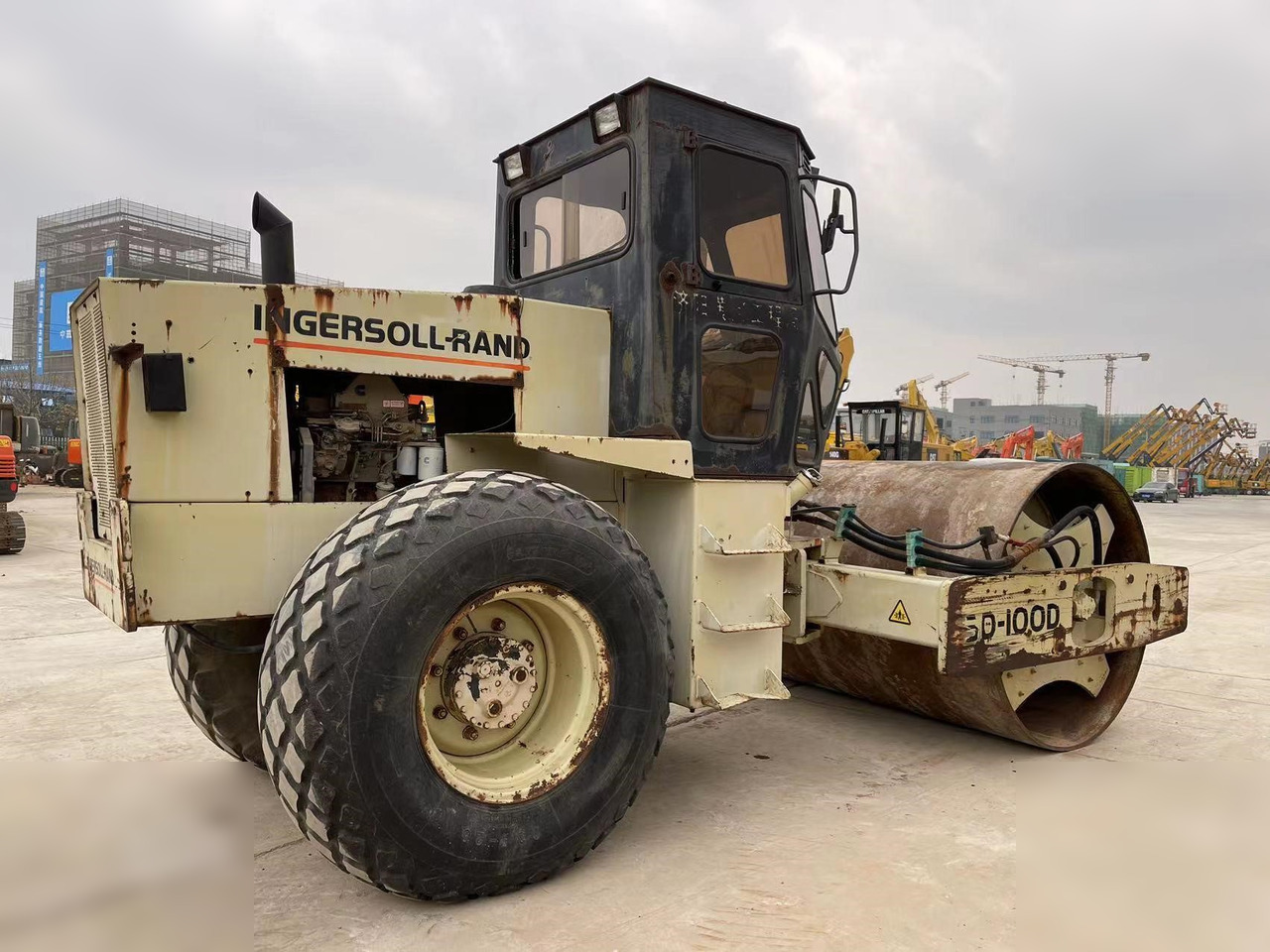 INGERSOLL-RAND SD100D - 압축기 : 사진 2 INGERSOLL-RAND SD100D - 압축기 : 사진 2