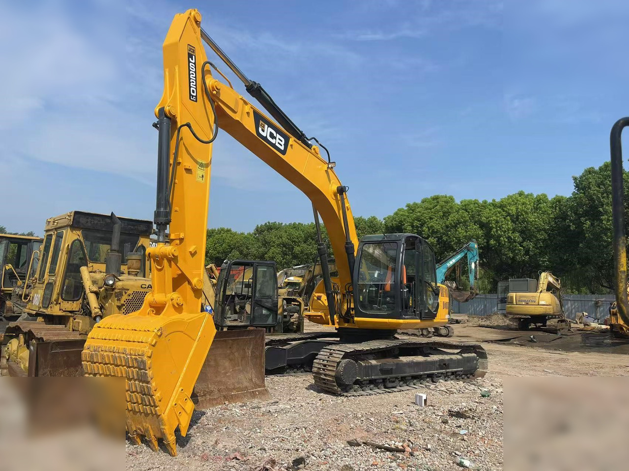 JCB JS220 LC - 크롤러 굴삭기 : 사진 2 JCB JS220 LC - 크롤러 굴삭기 : 사진 2