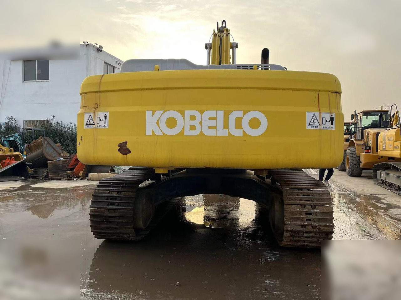 KOBELCO SK350 LC-8 - 크롤러 굴삭기 : 사진 3 KOBELCO SK350 LC-8 - 크롤러 굴삭기 : 사진 3