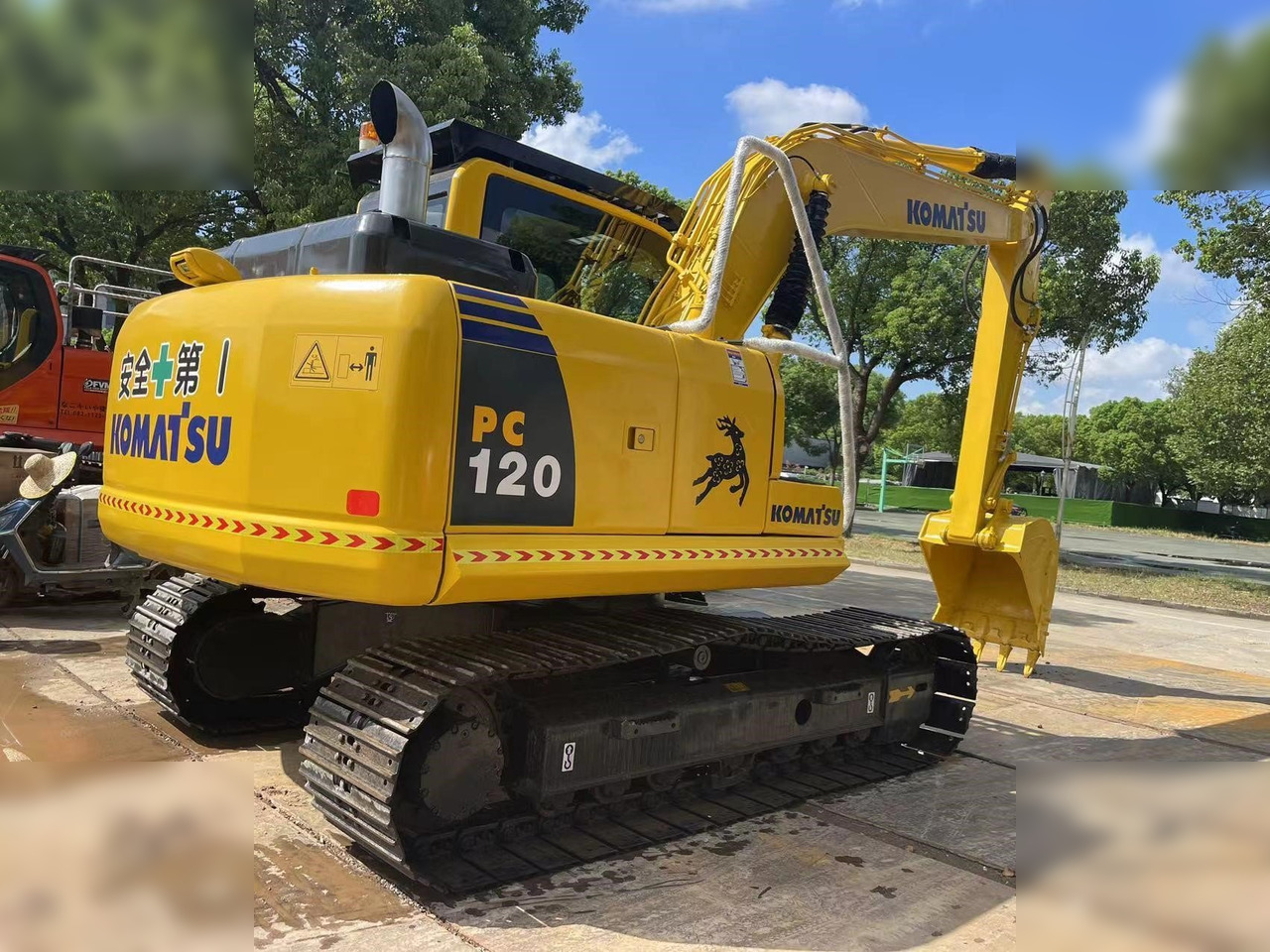 KOMATSU PC120-8 - 크롤러 굴삭기 : 사진 4 KOMATSU PC120-8 - 크롤러 굴삭기 : 사진 4