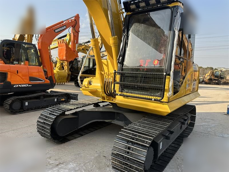 KOMATSU PC130-7 - 크롤러 굴삭기 : 사진 3 KOMATSU PC130-7 - 크롤러 굴삭기 : 사진 3