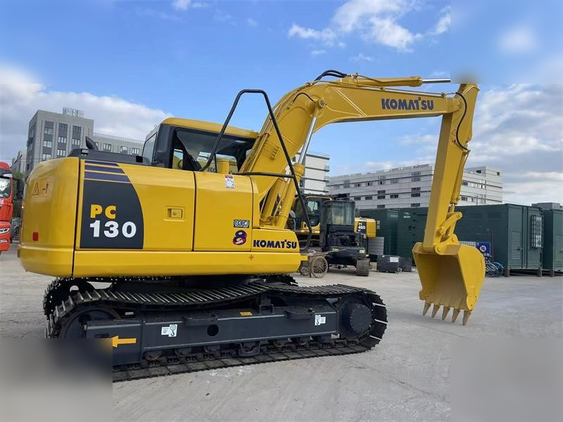 KOMATSU PC130-7 - 크롤러 굴삭기 : 사진 2 KOMATSU PC130-7 - 크롤러 굴삭기 : 사진 2