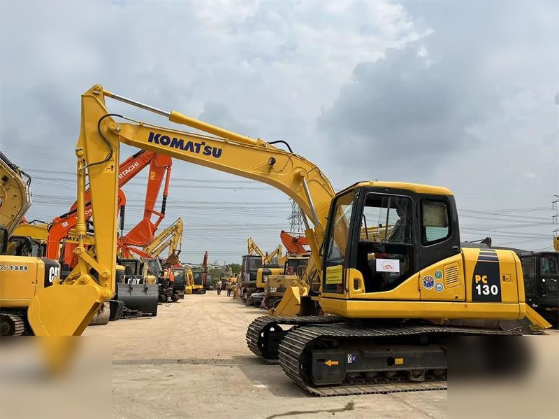 KOMATSU PC130-7 - 크롤러 굴삭기 : 사진 5 KOMATSU PC130-7 - 크롤러 굴삭기 : 사진 5