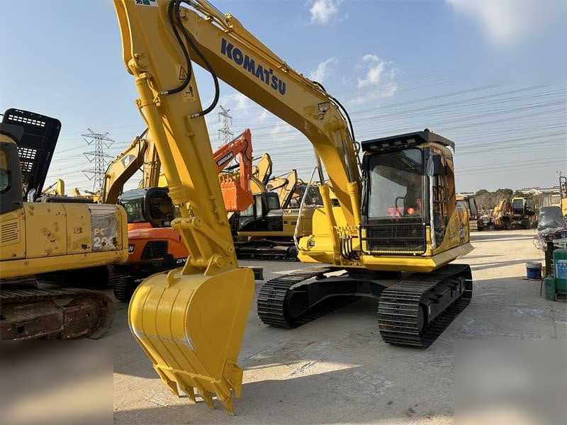 KOMATSU PC130-7 - 크롤러 굴삭기 : 사진 4 KOMATSU PC130-7 - 크롤러 굴삭기 : 사진 4