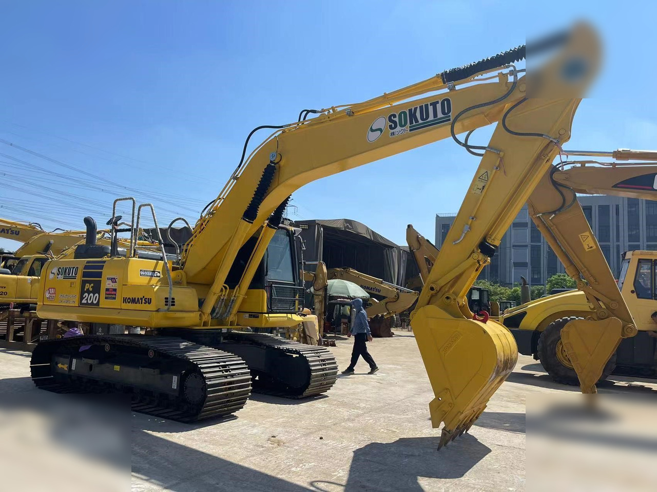 KOMATSU PC200-8 - 크롤러 굴삭기 : 사진 5 KOMATSU PC200-8 - 크롤러 굴삭기 : 사진 5