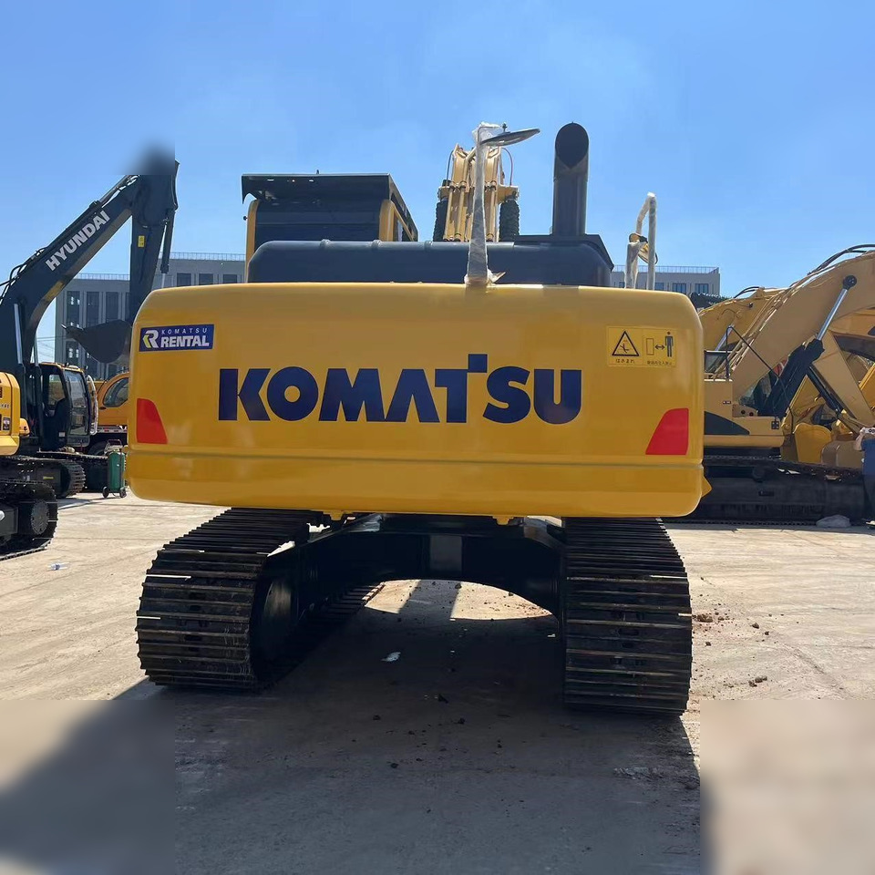 KOMATSU PC200-8 - 크롤러 굴삭기 : 사진 4 KOMATSU PC200-8 - 크롤러 굴삭기 : 사진 4