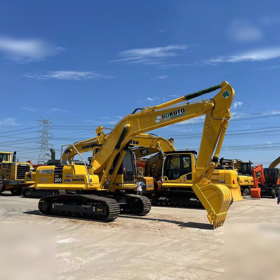 KOMATSU PC200-8 - 크롤러 굴삭기 : 사진 1 KOMATSU PC200-8 - 크롤러 굴삭기 : 사진 1