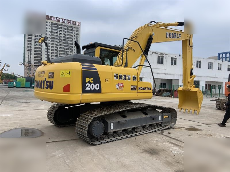KOMATSU PC200-8 - 크롤러 굴삭기 : 사진 5 KOMATSU PC200-8 - 크롤러 굴삭기 : 사진 5