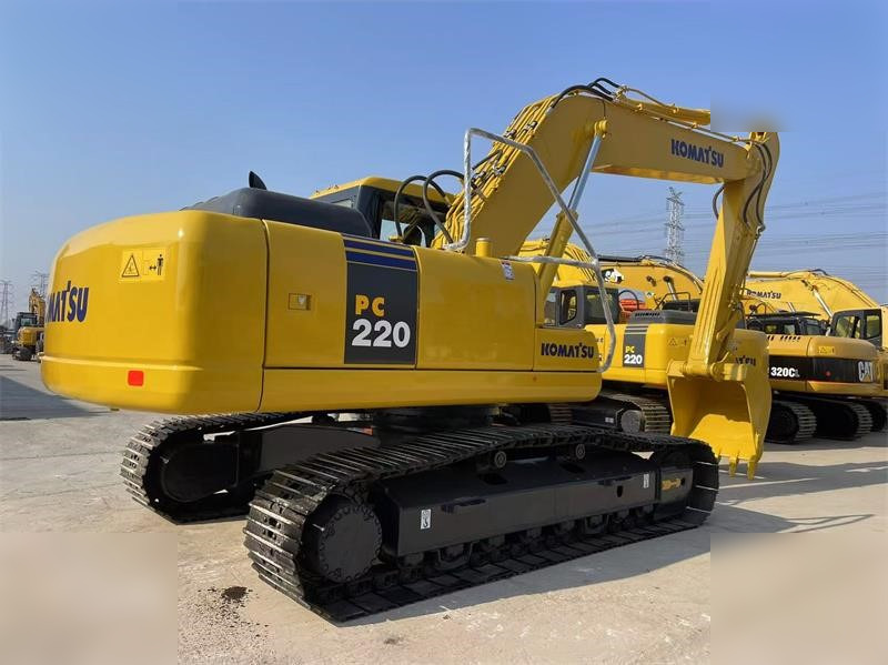 KOMATSU PC220-7 - 크롤러 굴삭기 : 사진 2 KOMATSU PC220-7 - 크롤러 굴삭기 : 사진 2
