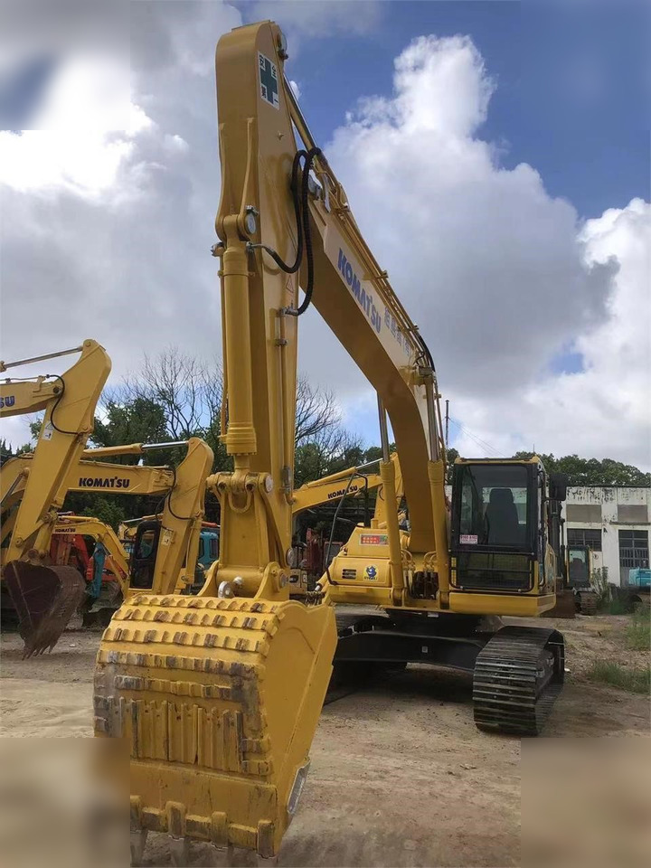 KOMATSU PC220-8N1 - 크롤러 굴삭기 : 사진 4 KOMATSU PC220-8N1 - 크롤러 굴삭기 : 사진 4
