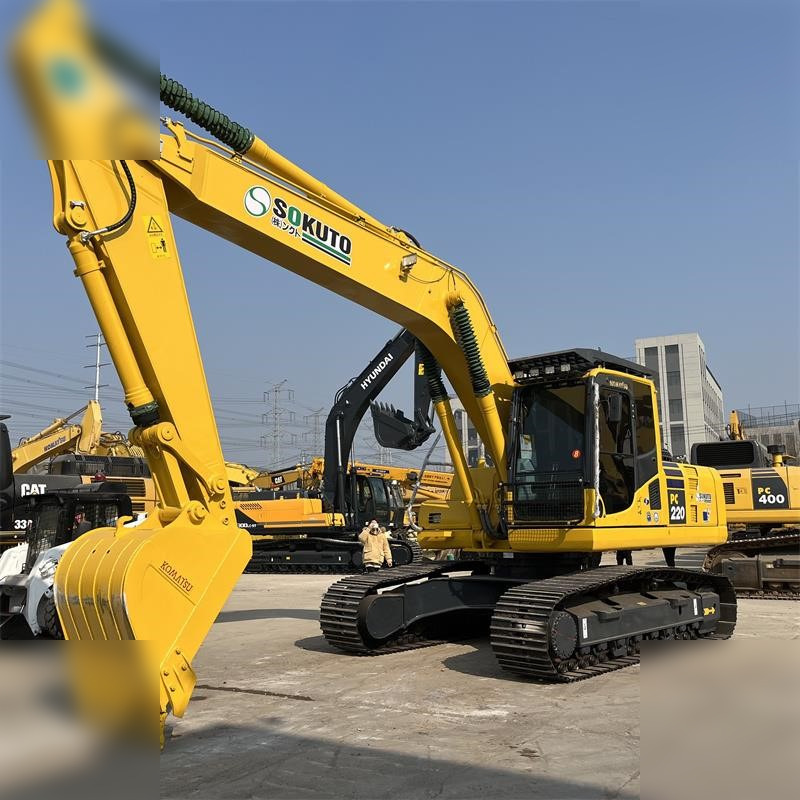 KOMATSU PC220-8 - 크롤러 굴삭기 : 사진 3 KOMATSU PC220-8 - 크롤러 굴삭기 : 사진 3