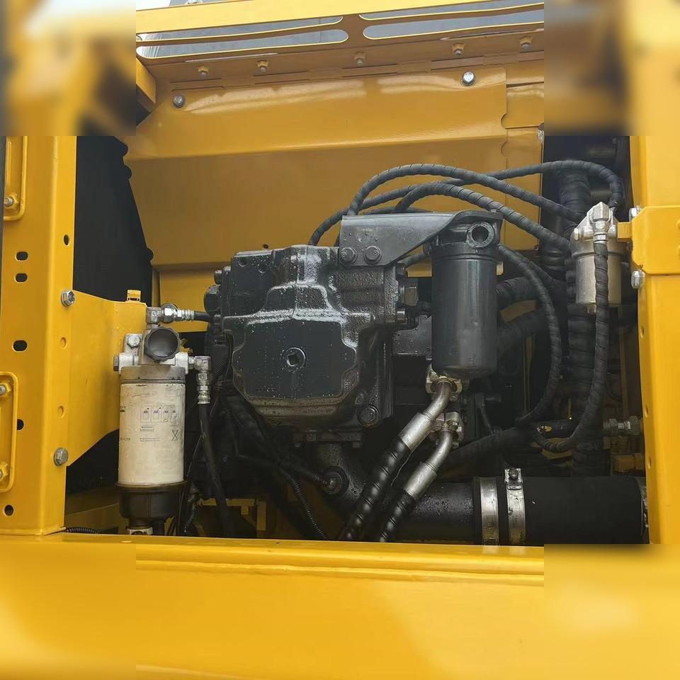 KOMATSU PC240 LC-8 - 크롤러 굴삭기 : 사진 5 KOMATSU PC240 LC-8 - 크롤러 굴삭기 : 사진 5