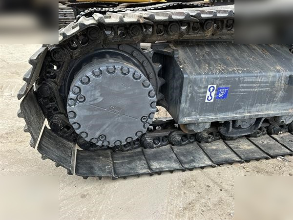 크롤러 굴삭기 KOMATSU PC240 LC-8 : 사진 7