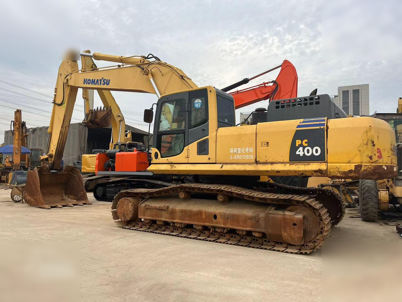 KOMATSU PC400-8 - 크롤러 굴삭기 : 사진 1 KOMATSU PC400-8 - 크롤러 굴삭기 : 사진 1
