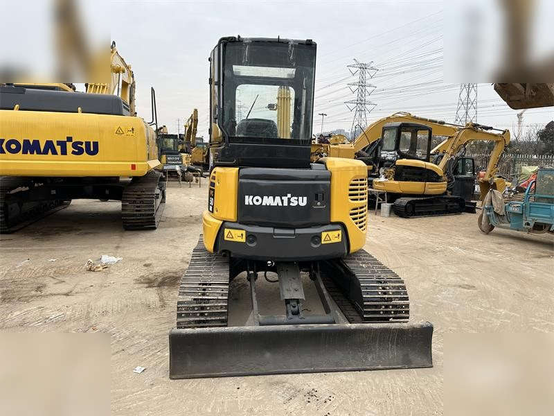 KOMATSU PC50MR-2 - 미니 굴삭기 : 사진 3 KOMATSU PC50MR-2 - 미니 굴삭기 : 사진 3