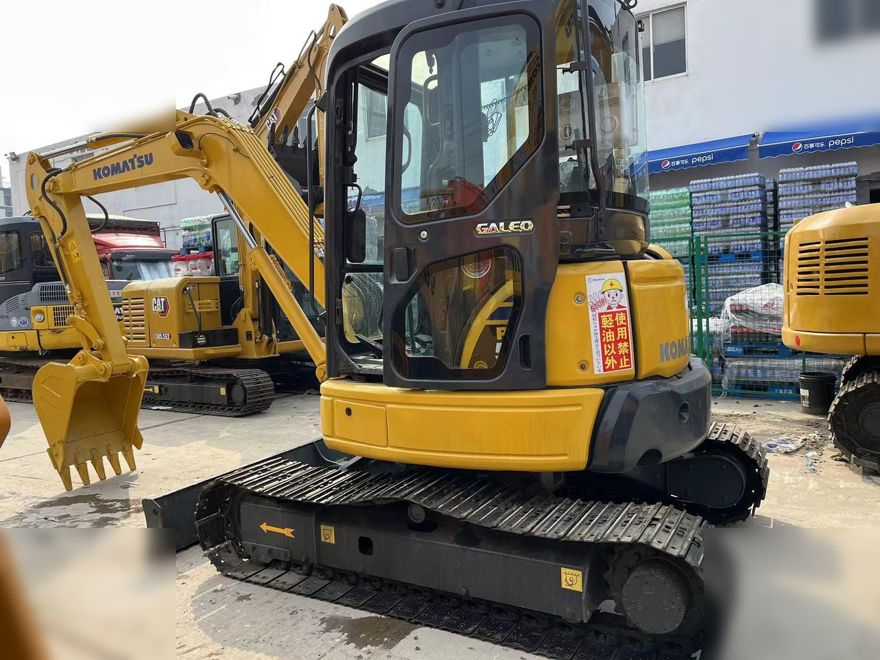 KOMATSU PC55MR-2 - 미니 굴삭기 : 사진 3 KOMATSU PC55MR-2 - 미니 굴삭기 : 사진 3