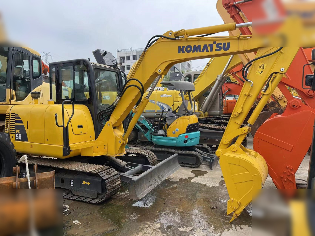 KOMATSU PC56-7 - 미니 굴삭기 : 사진 1 KOMATSU PC56-7 - 미니 굴삭기 : 사진 1
