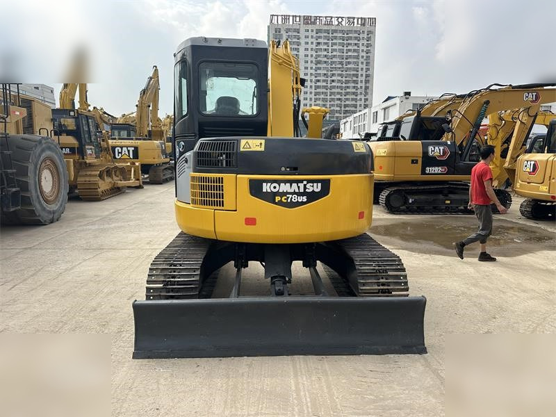 KOMATSU PC78US-6 - 크롤러 굴삭기 : 사진 3 KOMATSU PC78US-6 - 크롤러 굴삭기 : 사진 3