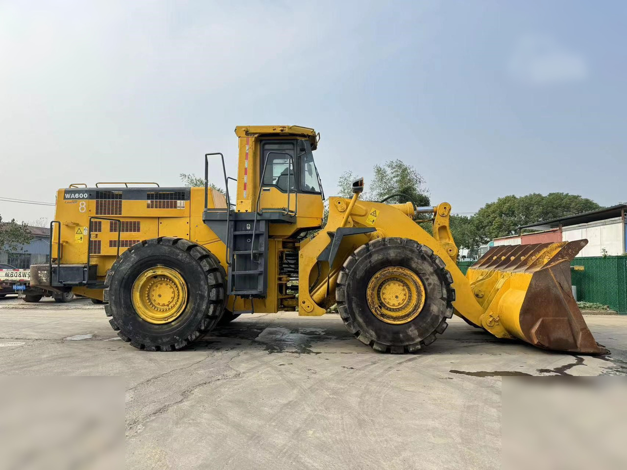 KOMATSU WA600-3 - 휠 로더 : 사진 2 KOMATSU WA600-3 - 휠 로더 : 사진 2