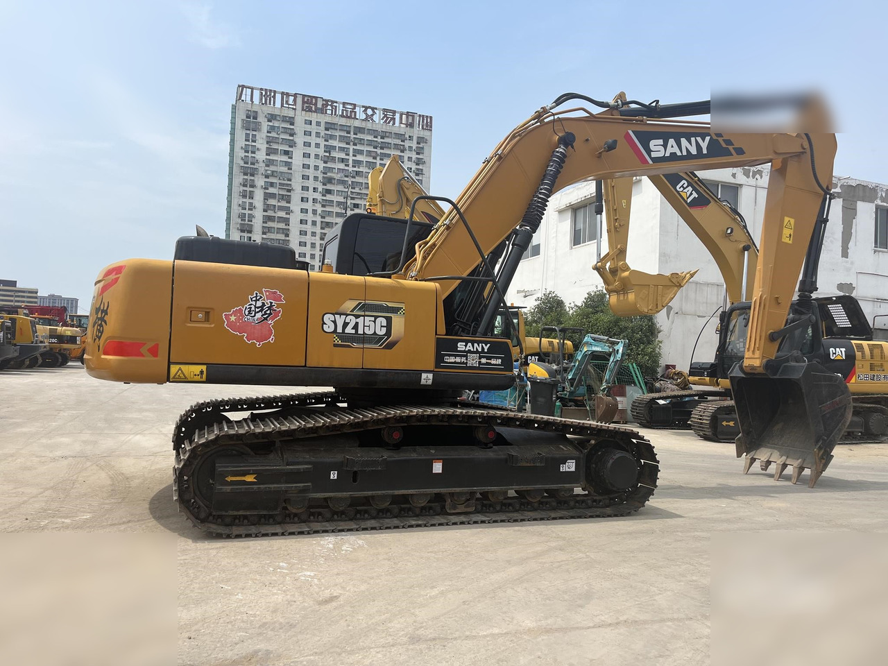 SANY SY215C - 크롤러 굴삭기 : 사진 3 SANY SY215C - 크롤러 굴삭기 : 사진 3