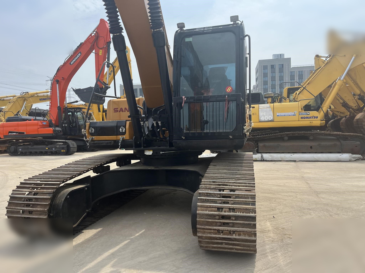 SANY SY215C - 크롤러 굴삭기 : 사진 5 SANY SY215C - 크롤러 굴삭기 : 사진 5