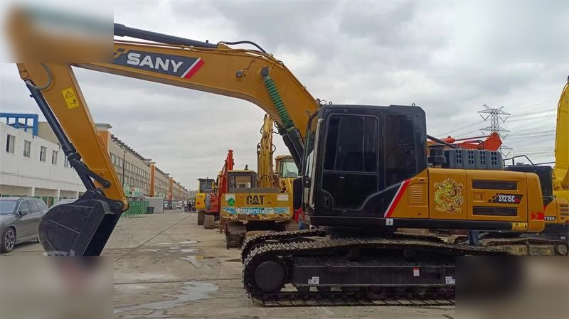 SANY SY215C - 크롤러 굴삭기 : 사진 1 SANY SY215C - 크롤러 굴삭기 : 사진 1