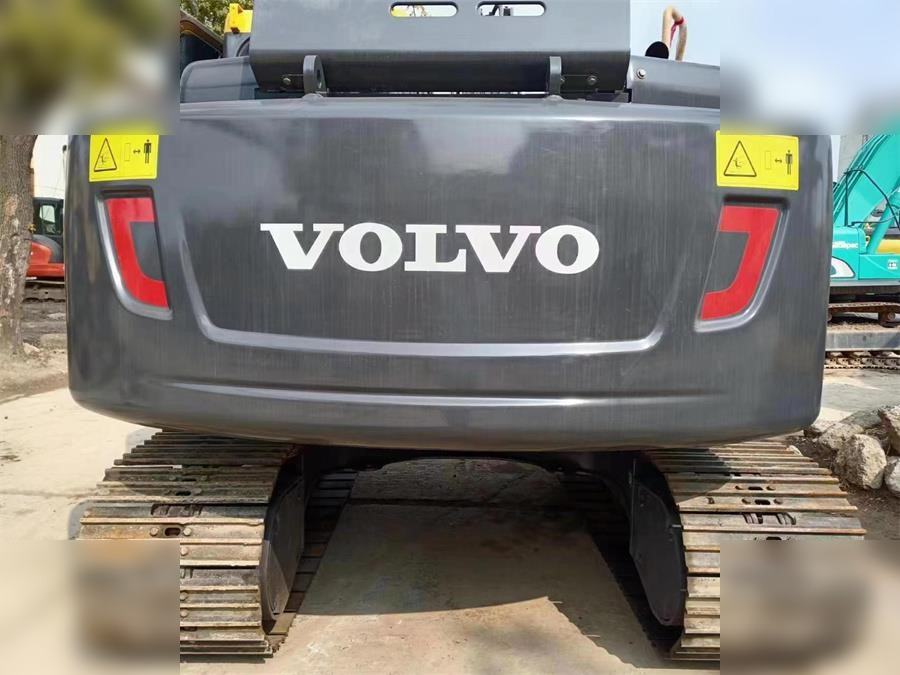 VOLVO EC140DL - 크롤러 굴삭기 : 사진 3 VOLVO EC140DL - 크롤러 굴삭기 : 사진 3