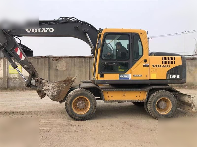 VOLVO EW145B - 휠 굴삭기 : 사진 2 VOLVO EW145B - 휠 굴삭기 : 사진 2