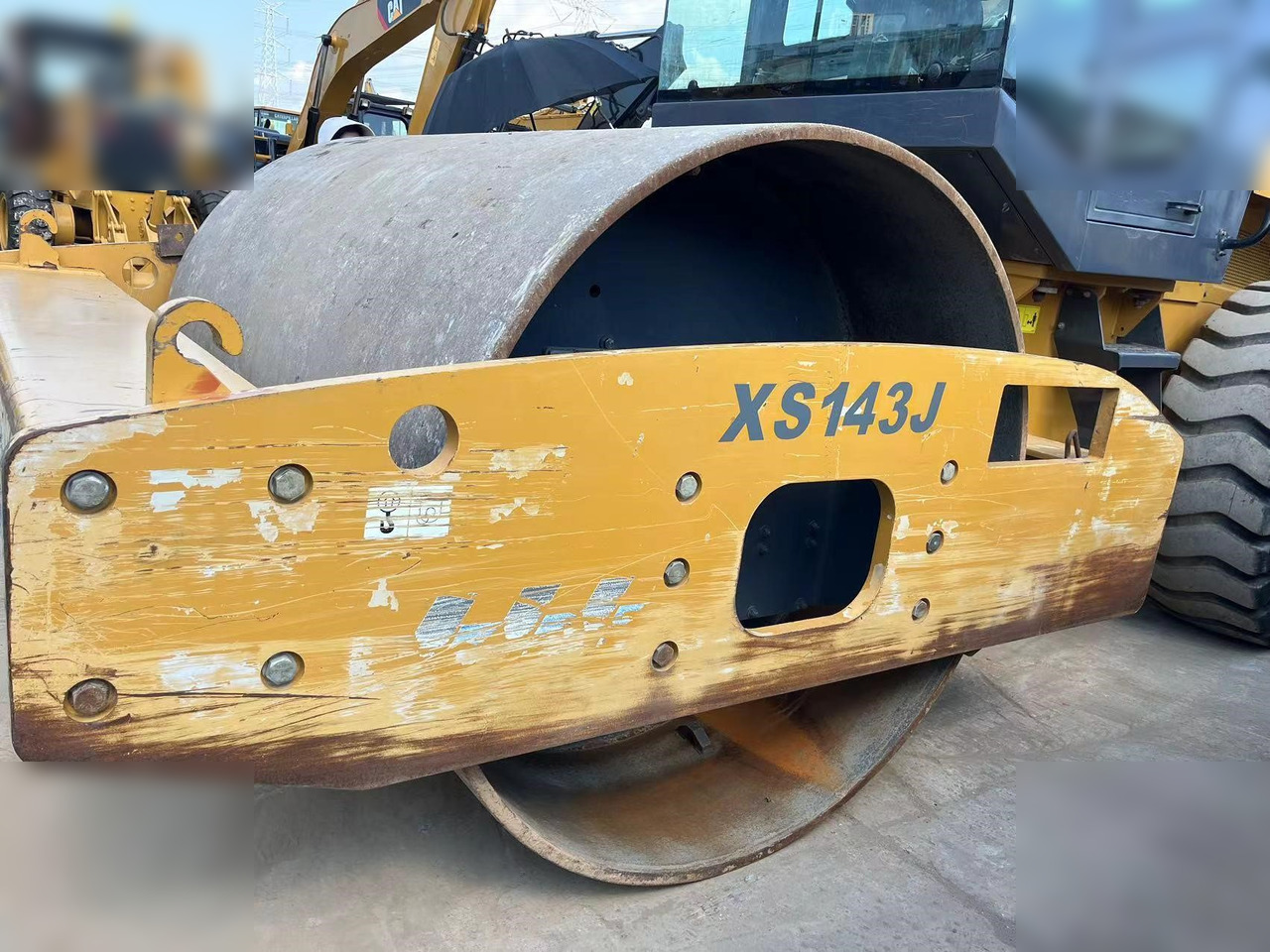 XCMG XS143J - 롤러 : 사진 4 XCMG XS143J - 롤러 : 사진 4