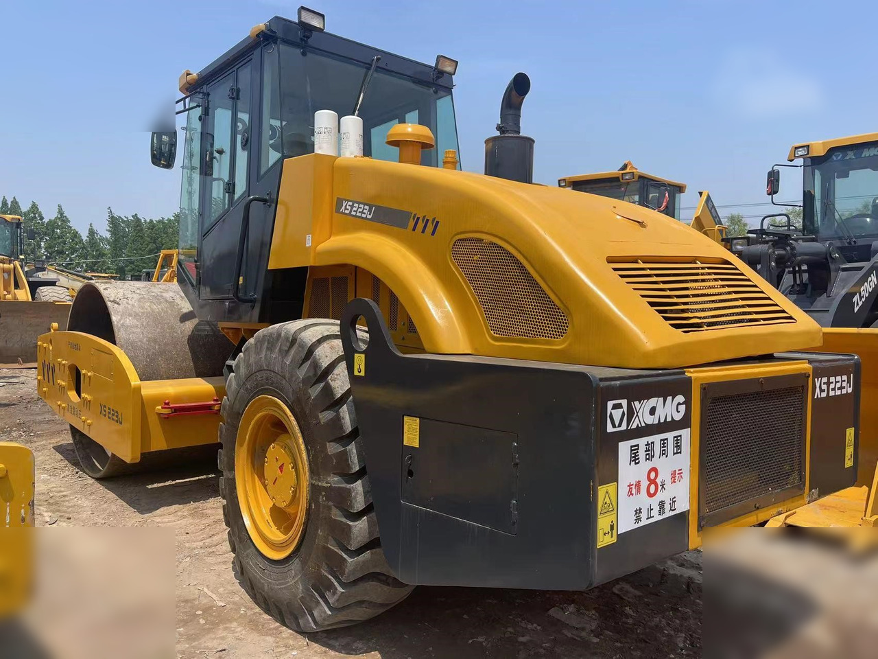 XCMG XS223J - 롤러 : 사진 3 XCMG XS223J - 롤러 : 사진 3